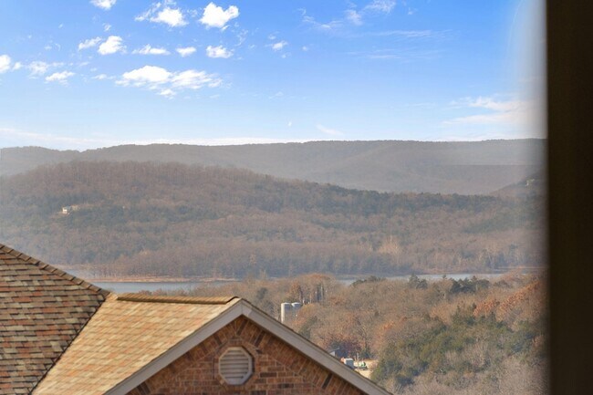 Building Photo - 42 Irish Hills Blvd