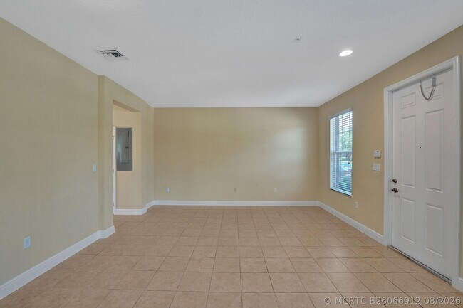 Building Photo - 1326 SW 147th Ter