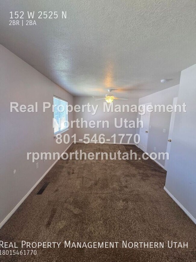 Building Photo - 152 W 2525 N