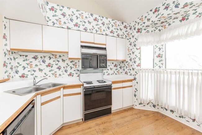Building Photo - 4144 Greystone Way