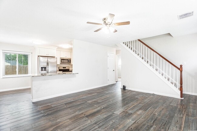 Building Photo - Norfolk Updated Home