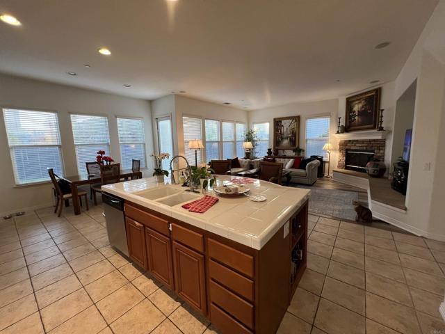 Building Photo - 10623 Paseo Allegria Ave