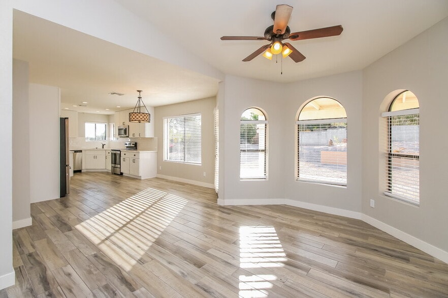 Building Photo - 17043 E El Pueblo Blvd