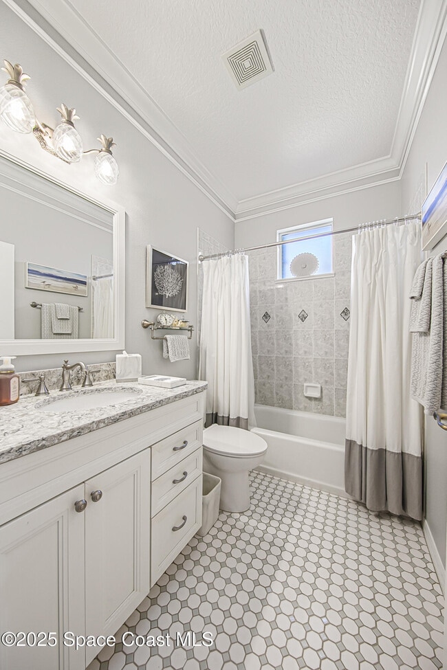 Building Photo - 4331 Aberdeen Cir