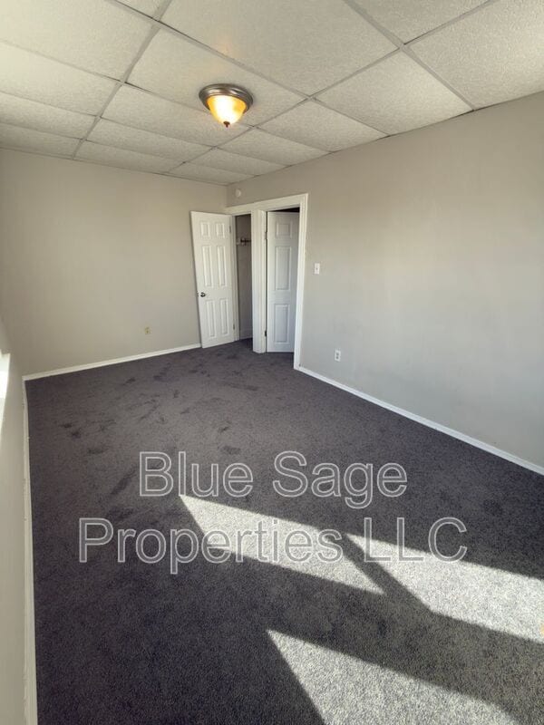 Building Photo - 105 W Broadway Ave