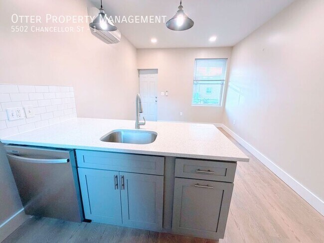 Building Photo - 5502 Chancellor St