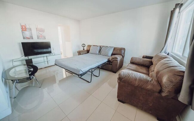 Building Photo - 180 W New York Ave