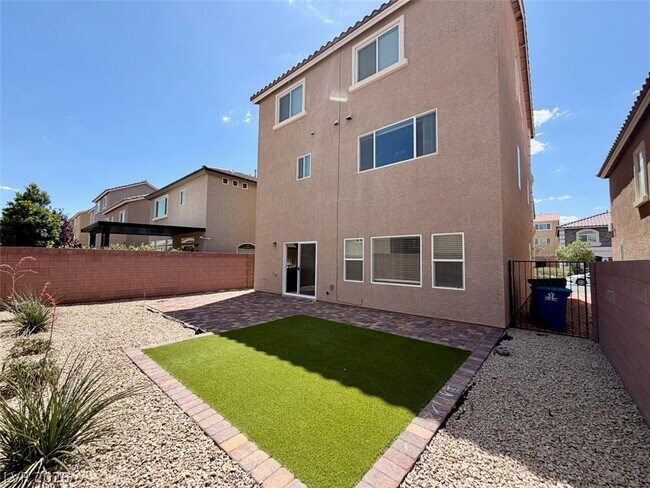 Building Photo - 7748 Pacific Dunes St