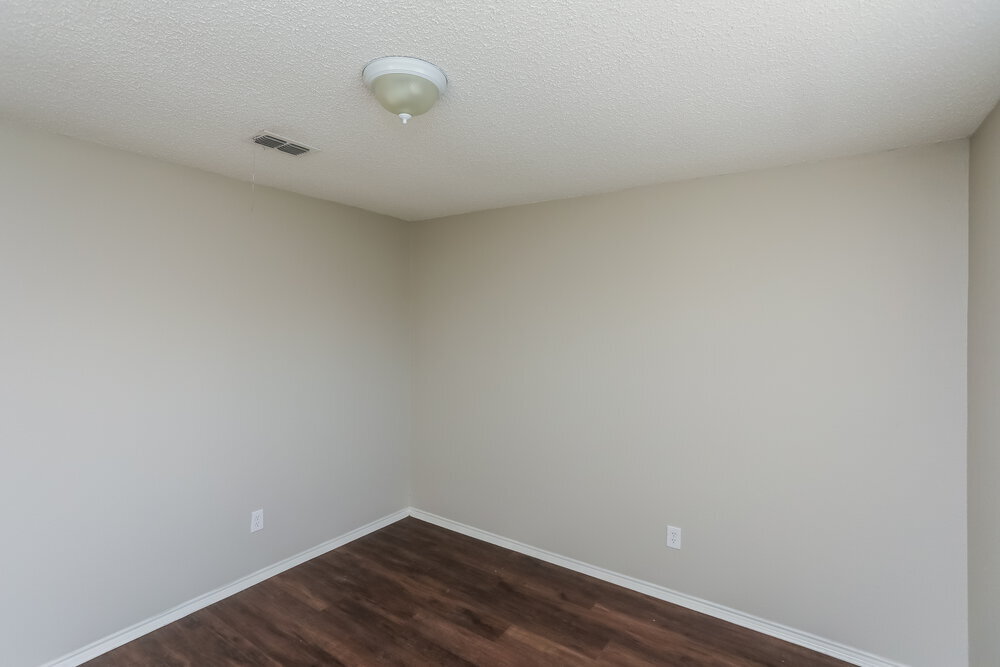 Building Photo - 4220 Fernleaf Dr