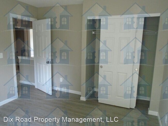 Building Photo - 3 br, 2.5 bath House - 410 McEwing Drive,