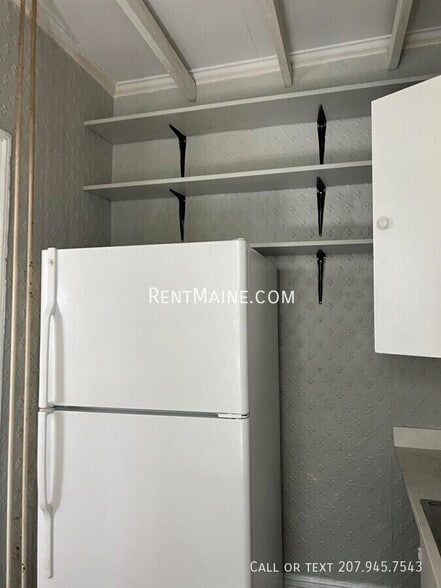 Building Photo - 12-16 Fifth St