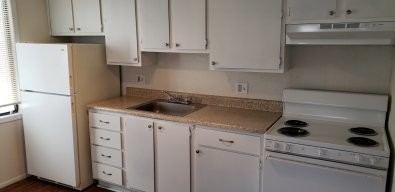 Kitchen - Amberlake Apartments