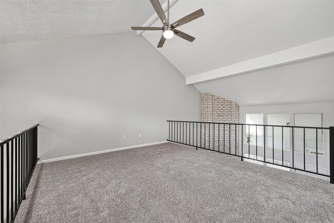 Building Photo - 12227 W Village Dr