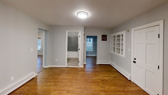 Building Photo - 120 N Summit St