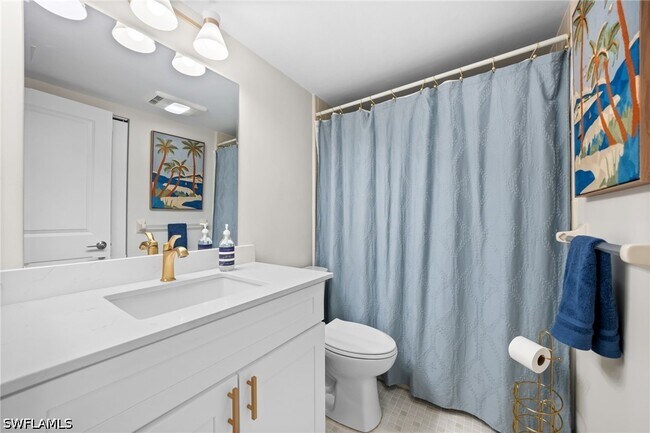 Building Photo - 1808 Kings Lake Blvd