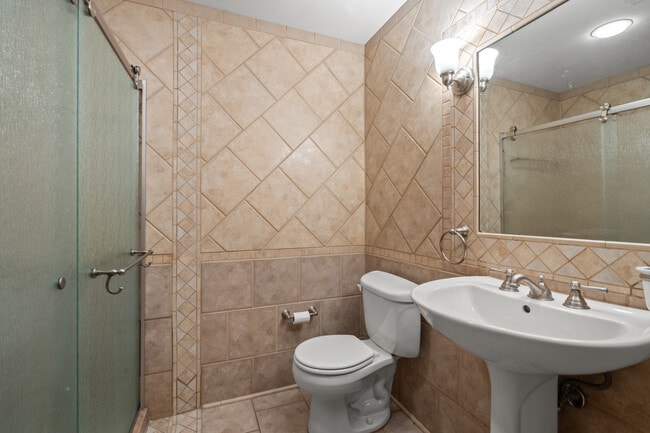 Building Photo - 6109 Wigmore Ln