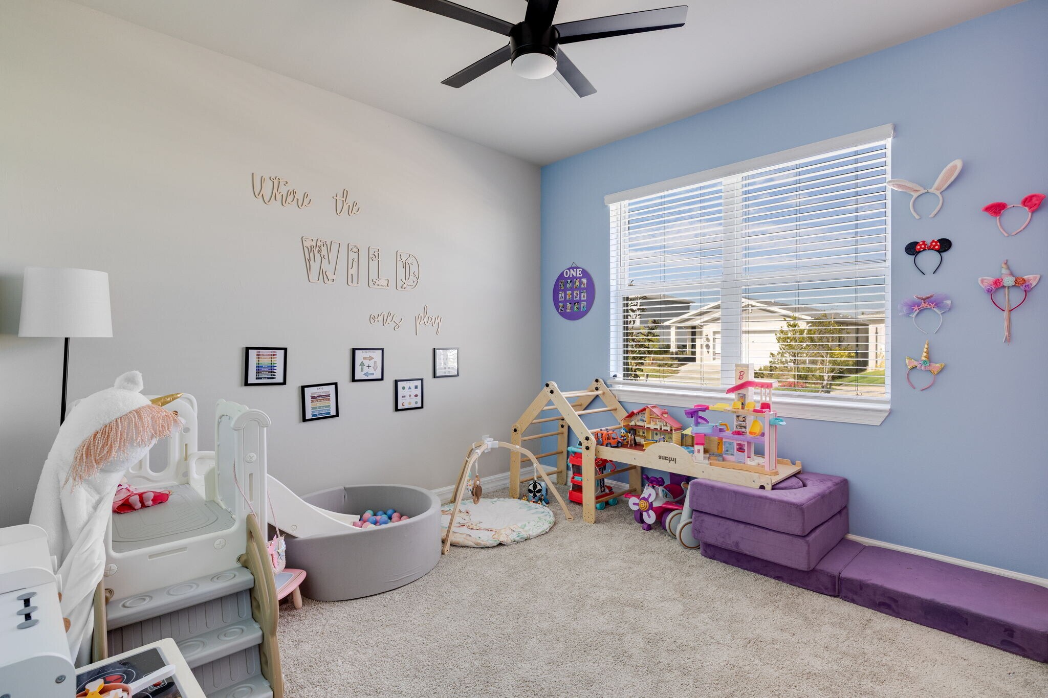 Building Photo - 44216 Saddlewood Ct