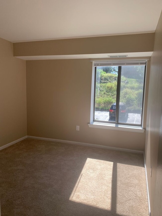Building Photo - Future Rental! West York SD