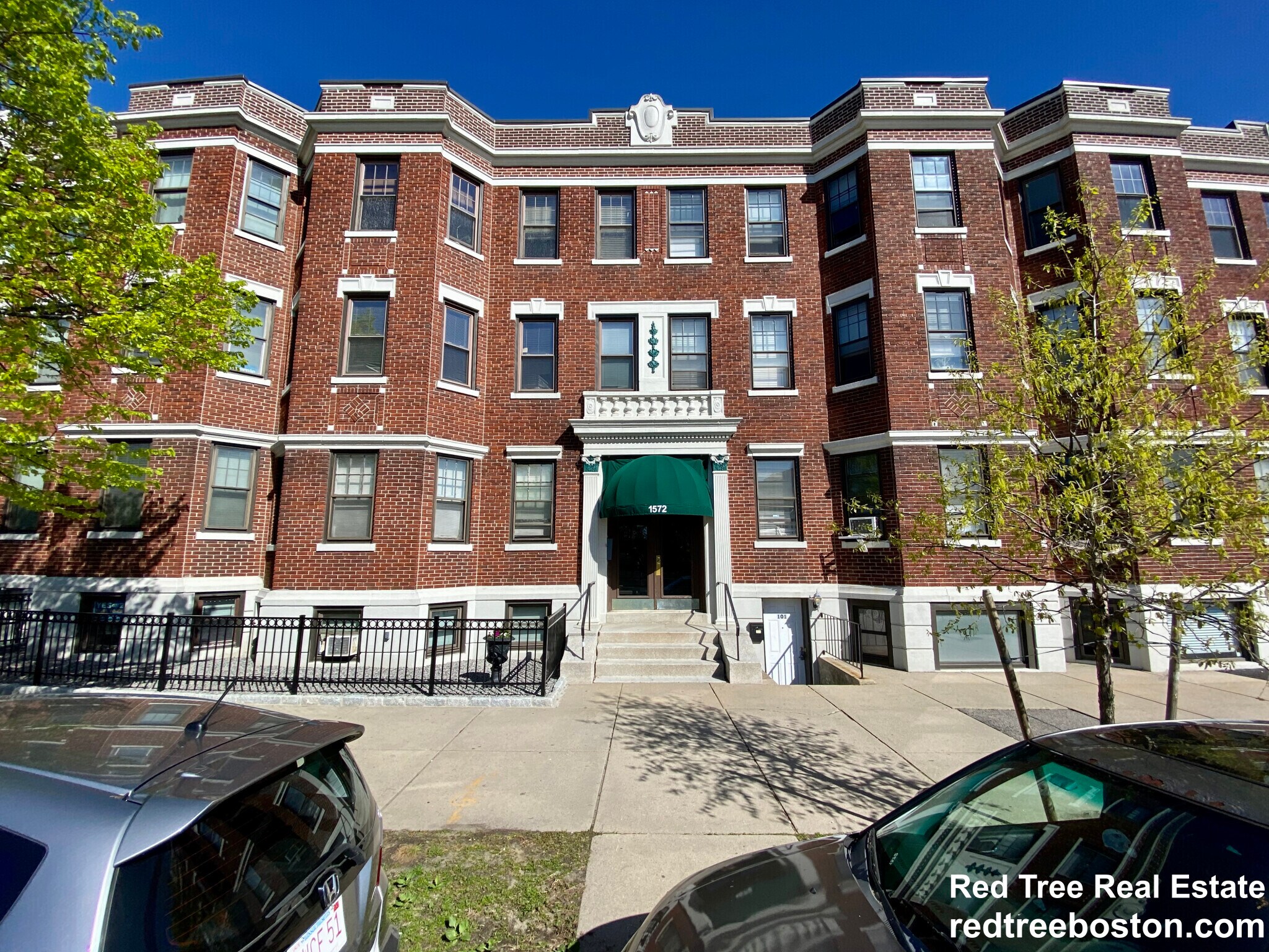 Building Photo - 1572 Commonwealth Ave