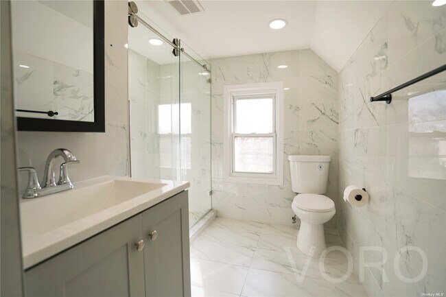 Building Photo - 104-54 90th Ave