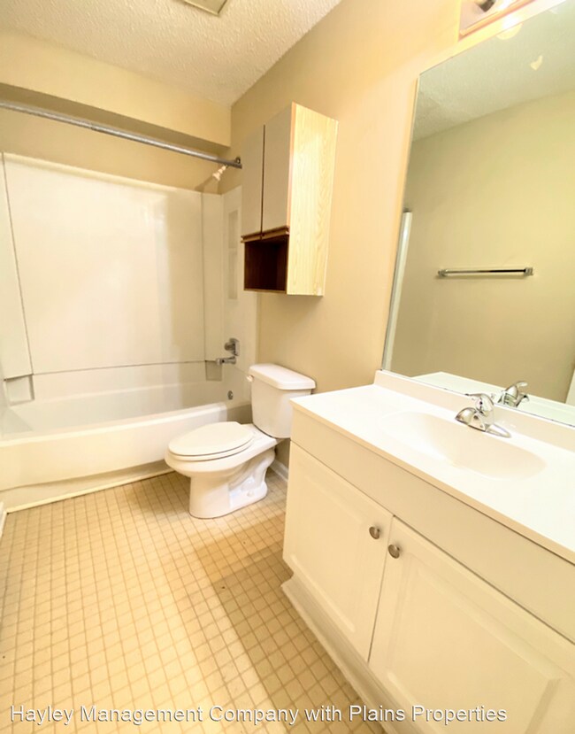 Building Photo - 1 br, 1 bath House - 1761 Wire Road 01-02