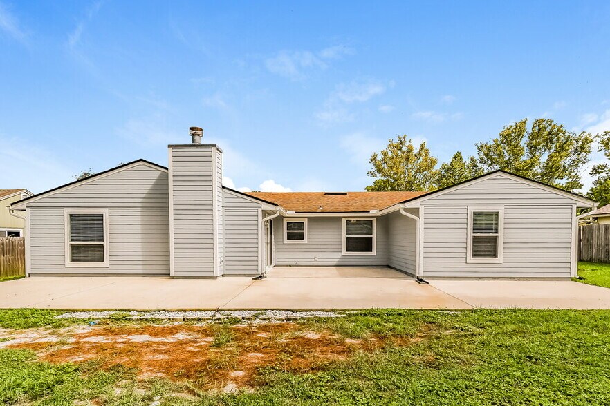 Building Photo - 2915 Andy Ct