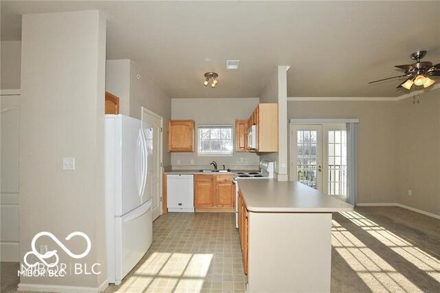 Building Photo - 12926 University Crescent