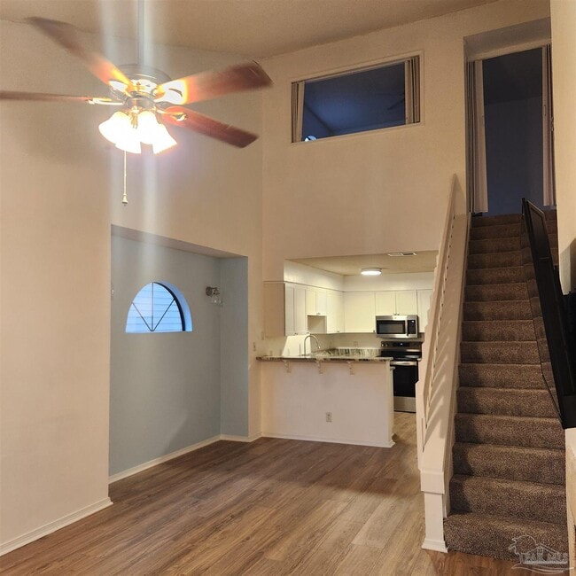 Building Photo - 5001 Grande Dr