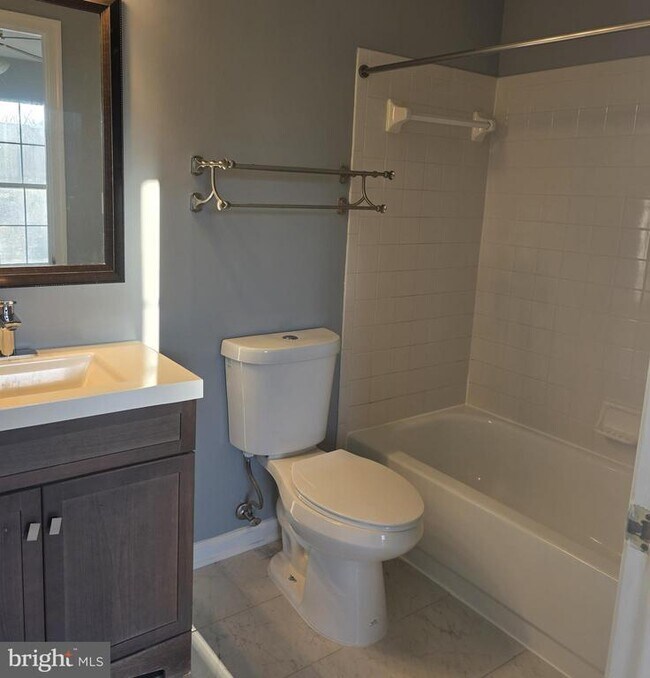 Building Photo - 12977 Abner Ave