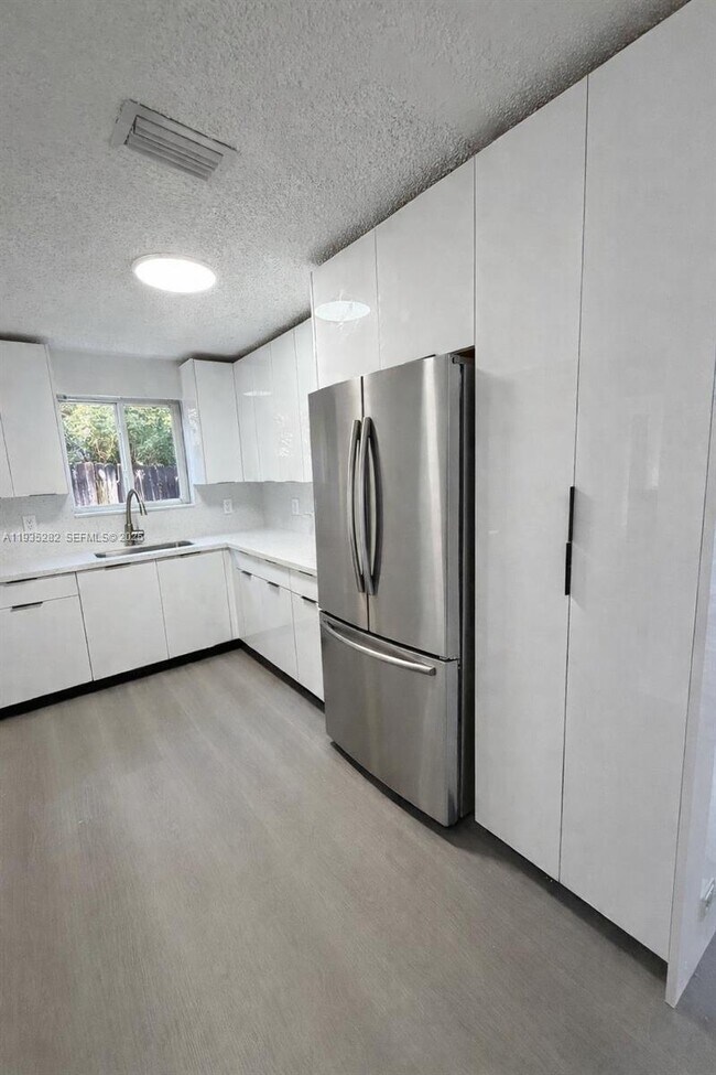 Building Photo - 3860 NW 208th St