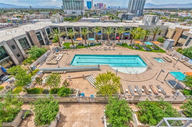 Building Photo - 353 E Bonneville Ave