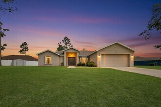 Building Photo - Beautiful 3/2/2 House for Rent. Available Now!