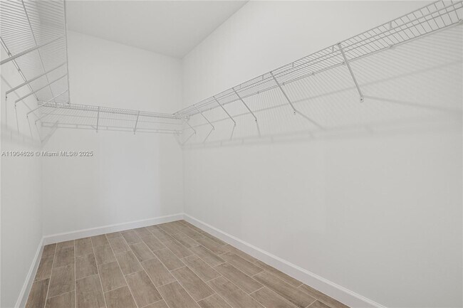 Building Photo - 19655 Barn Swallow Way