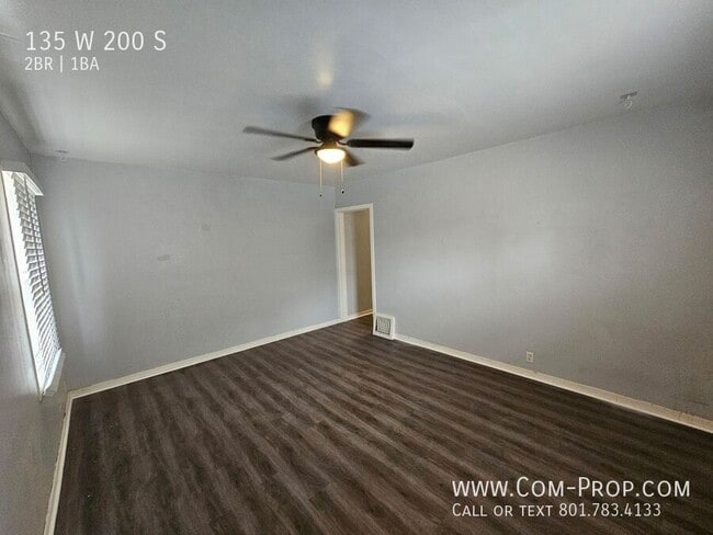 Building Photo - 135 W 200 S St