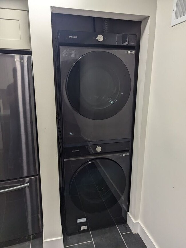 Building Photo - Brand New Inside and Out, Black Stainless New Appliances, Washer Dryer Included!