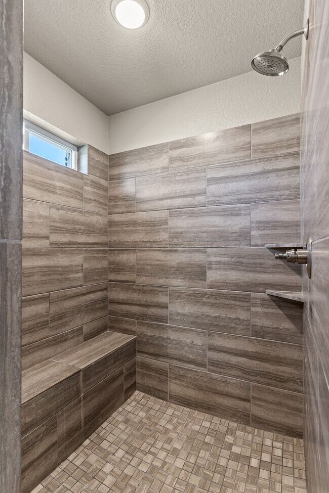 Building Photo - 901 Marlow Cove