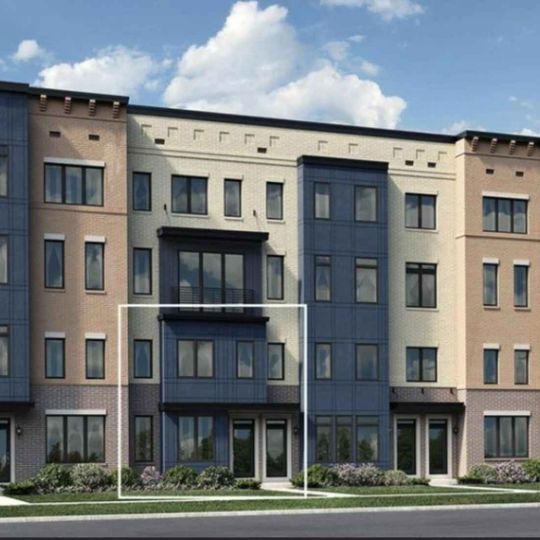 Primary Photo - 43201 Mongold Sq