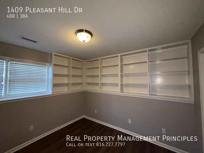 Building Photo - 1409 Pleasant Hill Dr