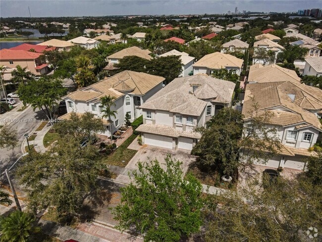 Building Photo - 10773 NW 69th Ter