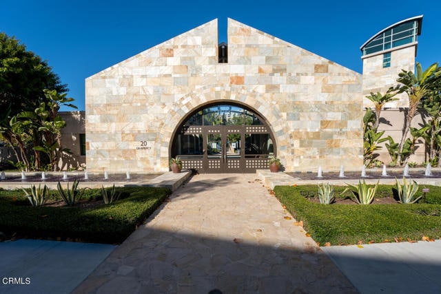 Building Photo - 17 Delancy