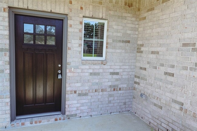 Building Photo - 8526 Blueberry Ash St