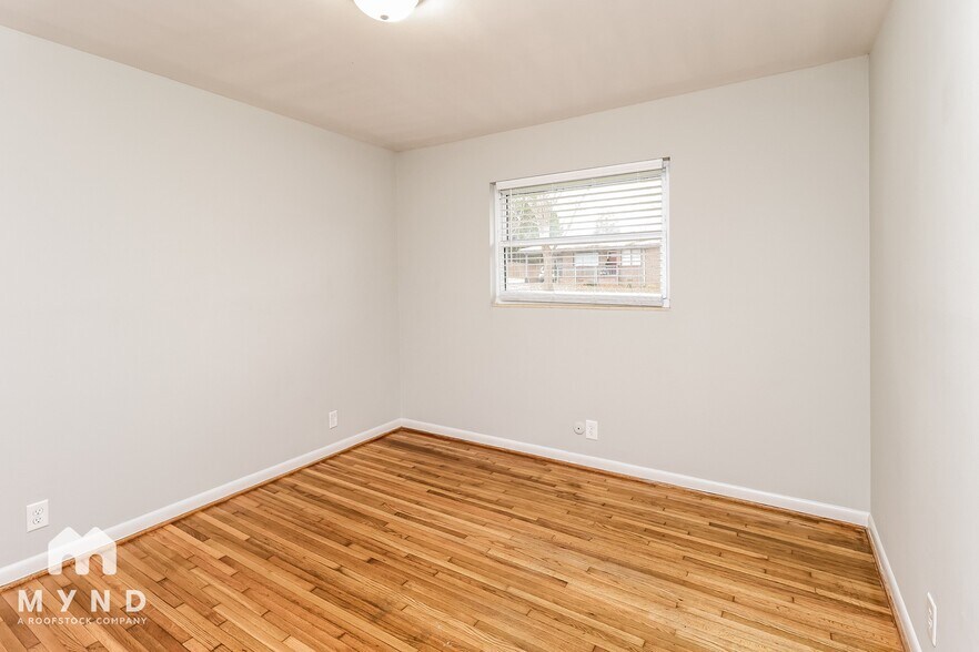 Building Photo - 1214 Bunchie St