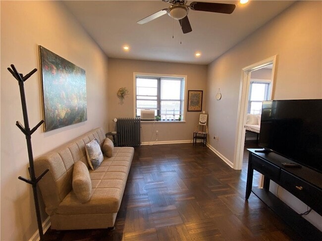 Building Photo - 2 Nicholas St