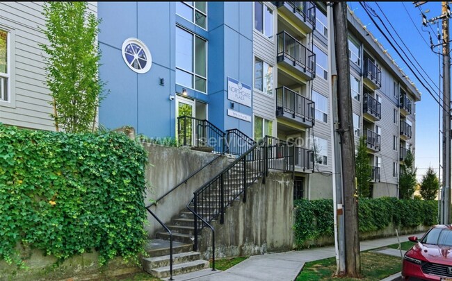 Building Photo - 9416 1st Ave NE