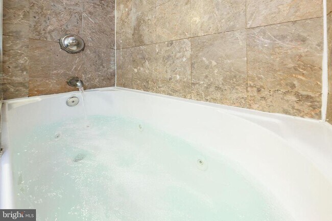 Building Photo - 300 Oklahoma Ave NE