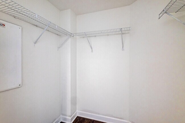 Building Photo - 480 Hibiscus St