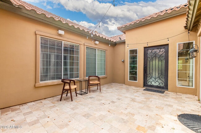 Building Photo - 423 E Mead Dr