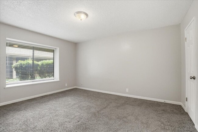 Building Photo - 2491-2491 American River Dr
