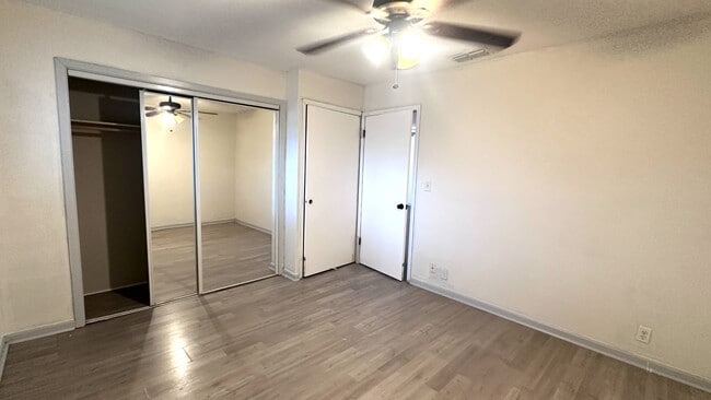 Building Photo - 1932 Hidden Way