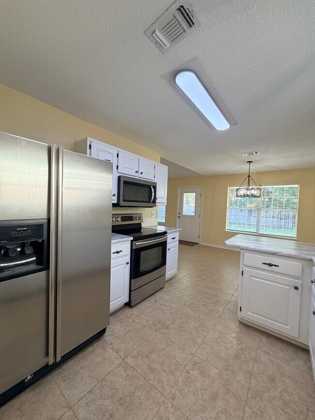 Building Photo - 6952 Cotton Boll Ln